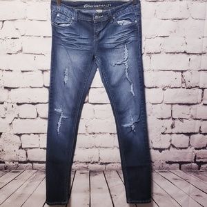 Ripped skinny Jeans - Size 7!